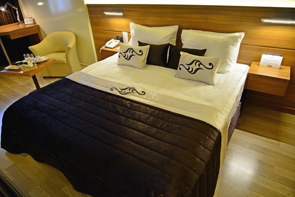 Aksan Hotel İzmir Luaran gambar