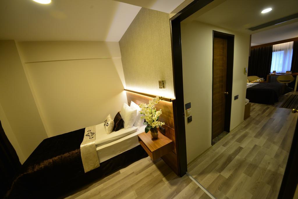 Aksan Hotel İzmir Luaran gambar
