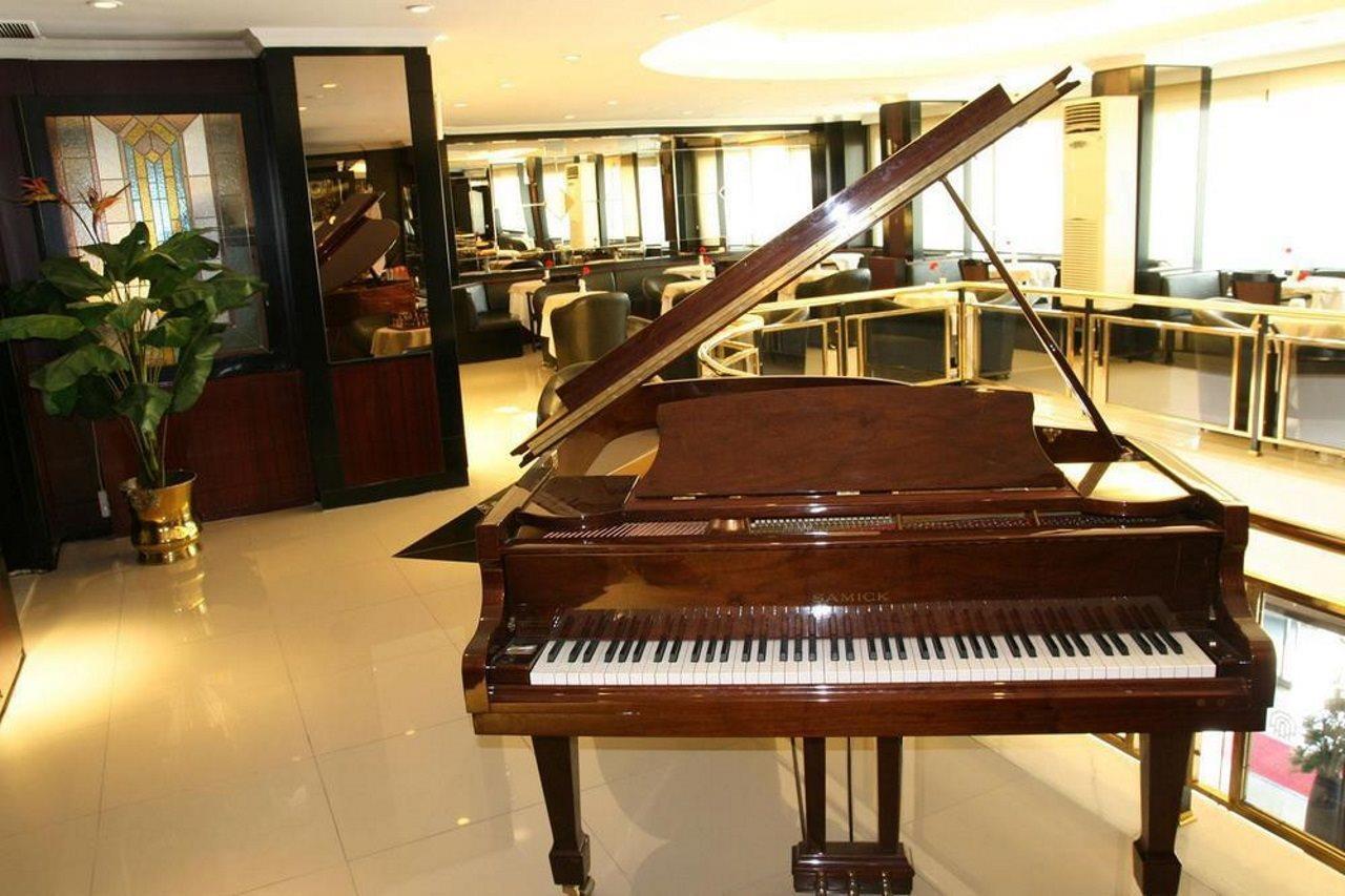 Aksan Hotel İzmir Luaran gambar